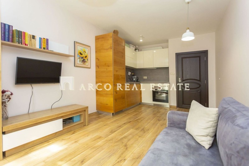 Na prodej  1 ložnice Sofia , Centar , 85 m2 | 47160117 - obraz [2]