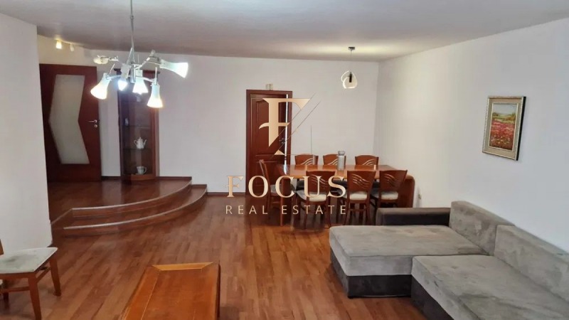 Продава  3-стаен, град Пловдив, Кючук Париж •  184 000 EUR • ID 70727845 — holmes.bg - [1] 