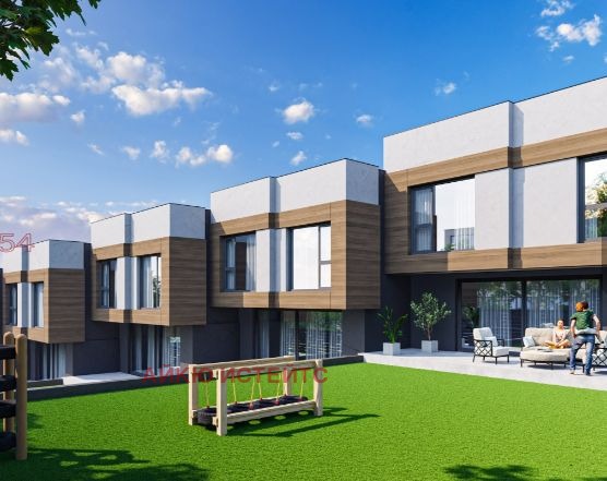 Myytävänä  Talo Sofia , Bojana , 300 neliömetriä | 87169317
