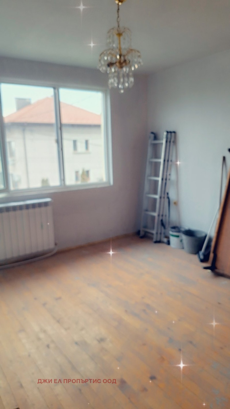 Продава КЪЩА, гр. София, с. Мрамор, снимка 3 - Къщи - 53570300