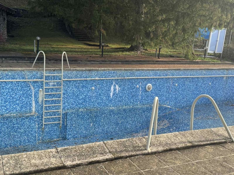 Продава КЪЩА, гр. Априлци, област Ловеч, снимка 4 - Къщи - 52330887