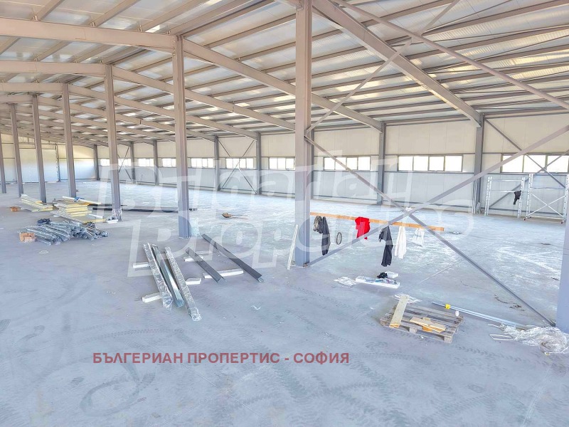 De vânzare  Depozitare regiunea Sofia , Costinbrod , 2040 mp | 78848743 - imagine [15]