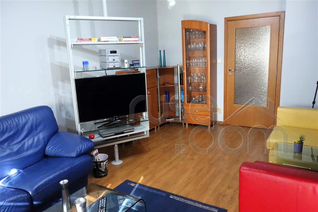 Продава 4-СТАЕН, гр. Русе, Алеи Възраждане, снимка 2 - Апартаменти - 52603866
