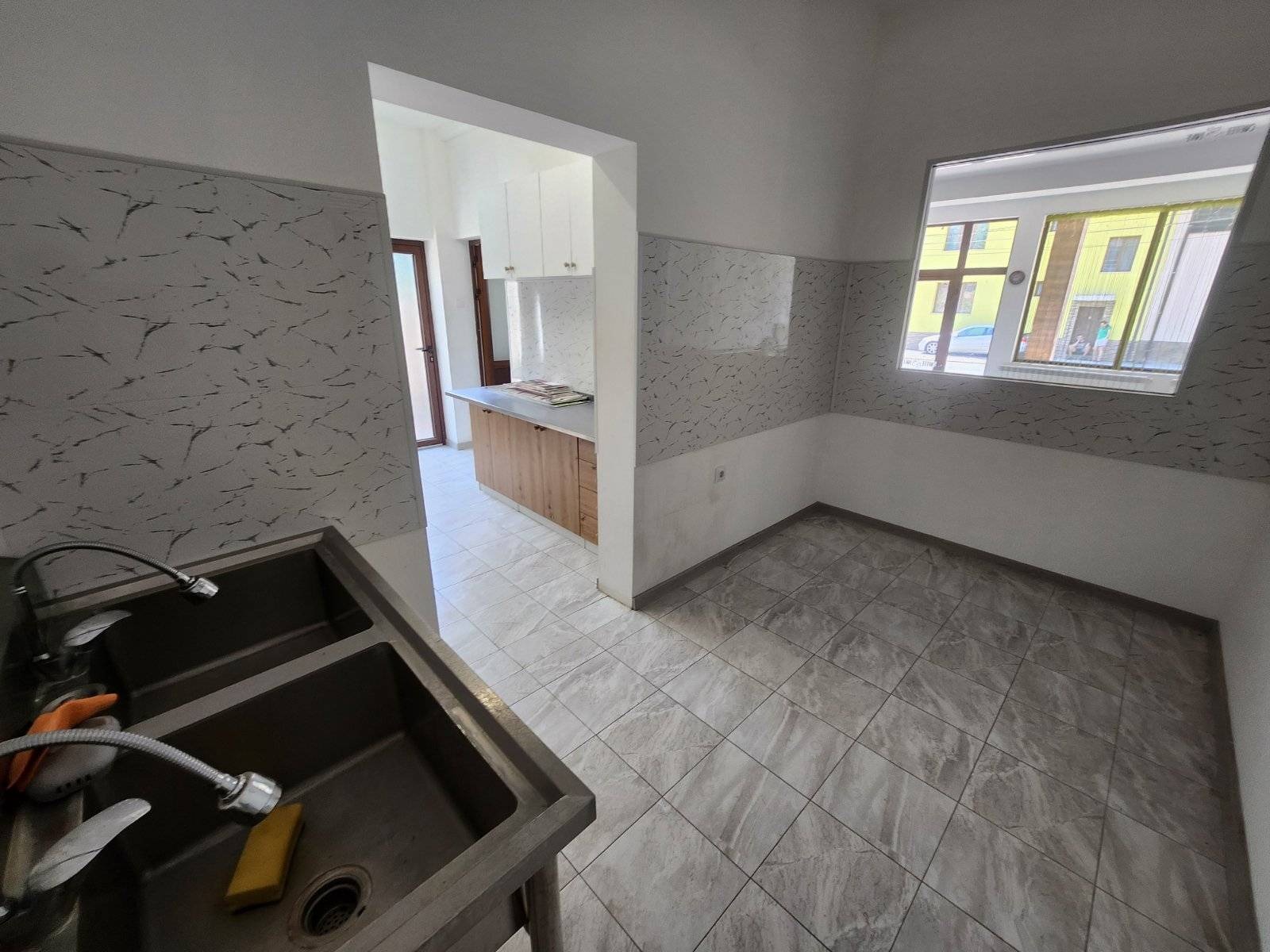 Продава КЪЩА, с. Алдомировци, област София област, снимка 6 - Къщи - 55904982