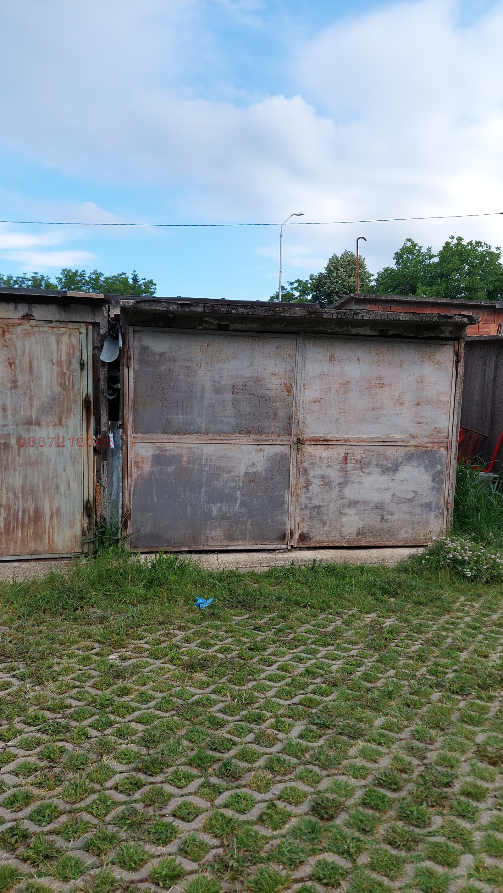 Продава ГАРАЖ, ПАРКОМЯСТО, гр. Ловеч, Червен бряг