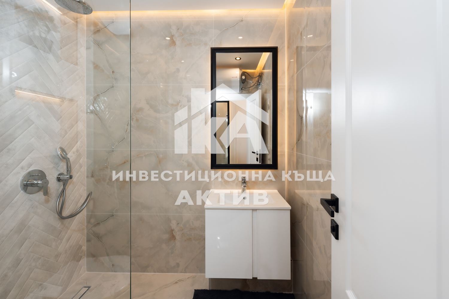 Продава 2-СТАЕН, гр. Пловдив, Кючук Париж, снимка 7 - Апартаменти - 54625638