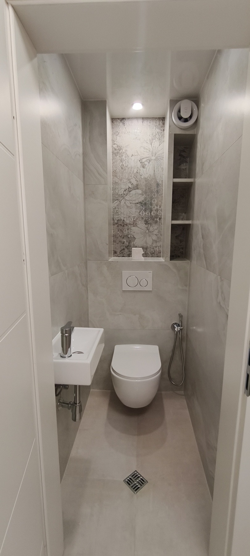 Продава 3-СТАЕН, гр. Варна, Лятно кино Тракия, снимка 17 - Апартаменти - 54084591