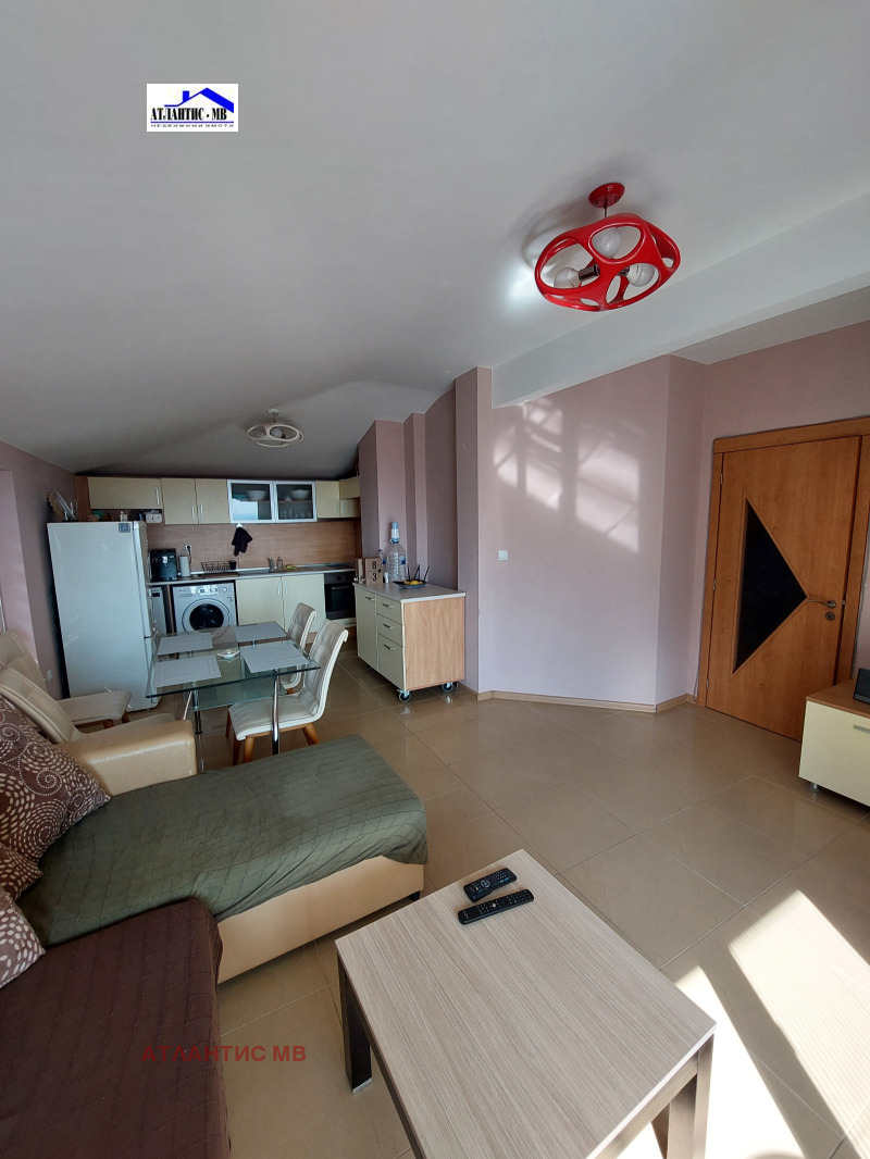 Продава  3-стаен град Варна , к.к. Св.Св. Константин и Елена , 80 кв.м | 57030465 - изображение [2]