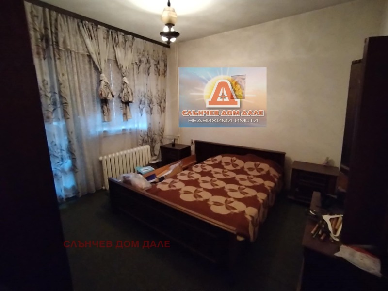 Продава 3-СТАЕН, гр. Шумен, Тракия, снимка 5 - Aпартаменти - 48100380