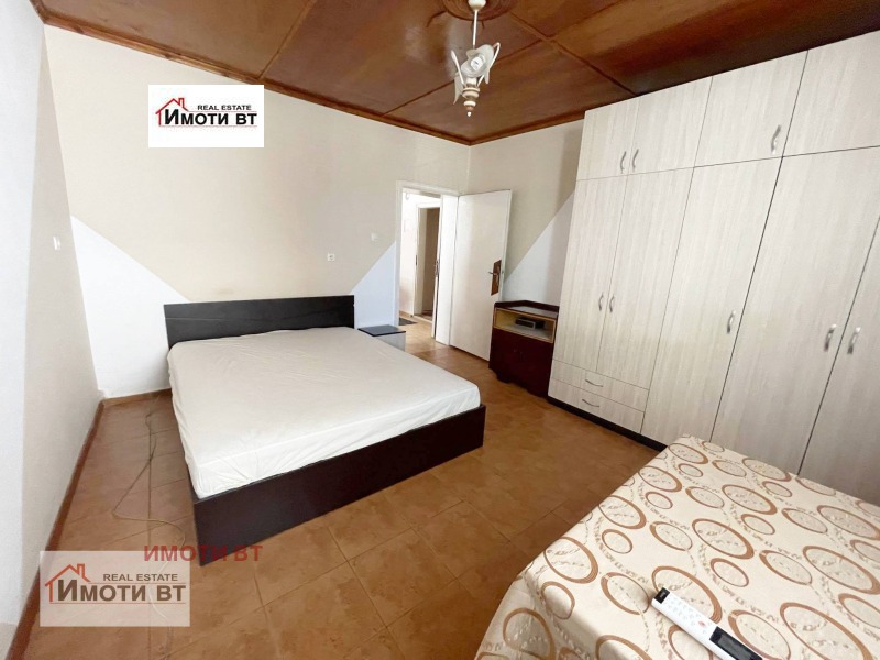 Продава МНОГОСТАЕН, гр. Велико Търново, Център, снимка 14 - Апартаменти - 46453237