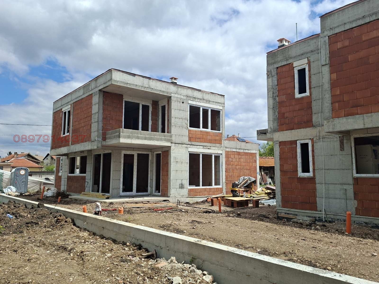 Продава КЪЩА, гр. София, с. Волуяк, снимка 7 - Къщи - 54399373