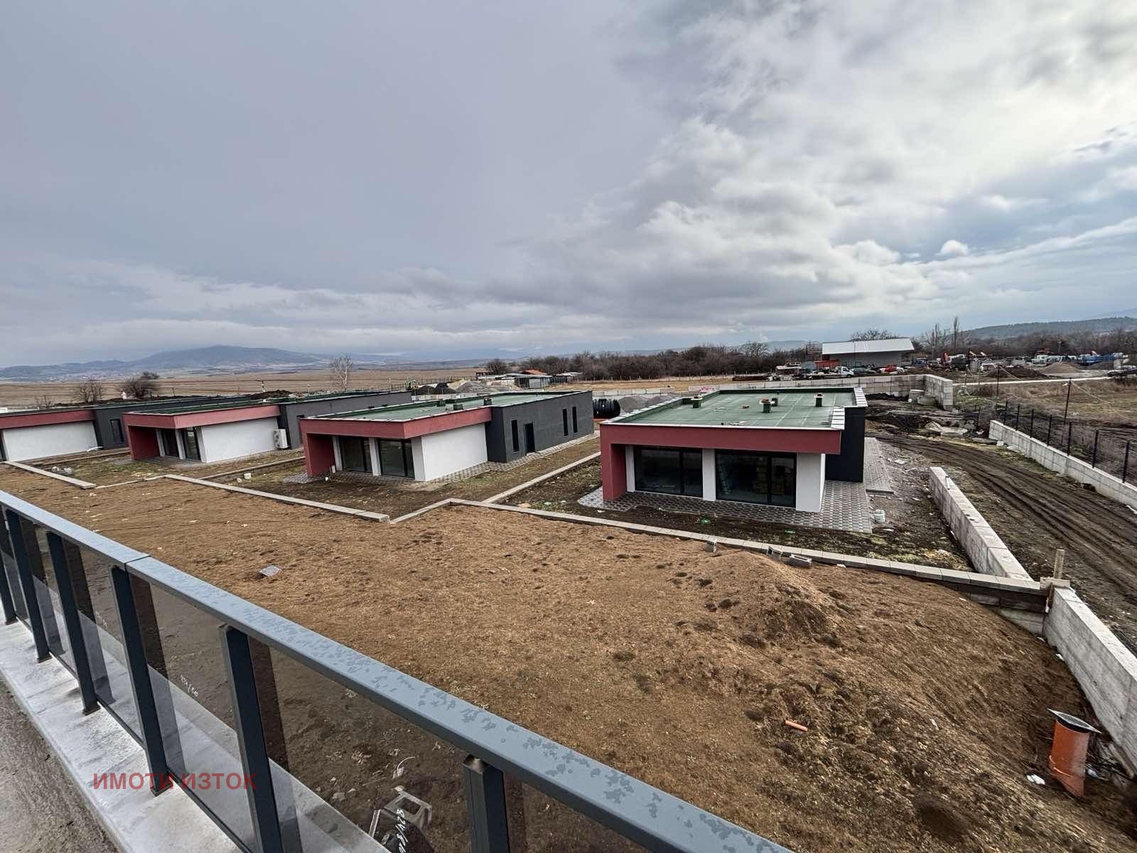Продава КЪЩА, гр. Перник, Радина чешма, снимка 3 - Къщи - 55589220
