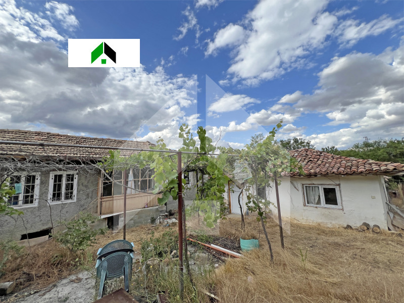 Продава КЪЩА в област Шумен, с. Писарево - 113 кв.м / 11 248.42 € » 22 000 лв., ДИМИТРОВ ИМОТИ