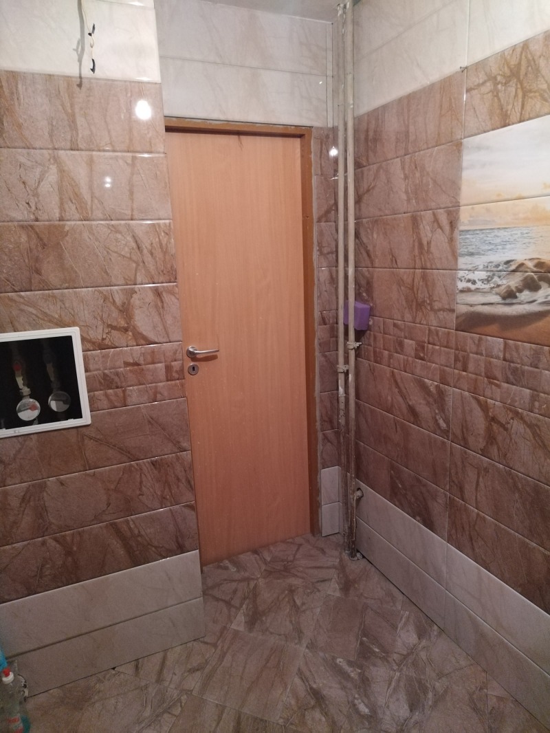 Продава  1-стаен град Перник , Тева , 49 кв.м | 54947492 - изображение [10]