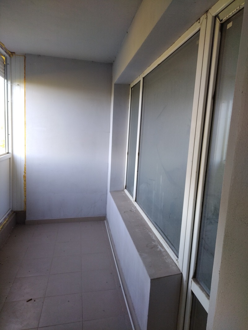 Продава  1-стаен град Перник , Тева , 49 кв.м | 54947492 - изображение [4]