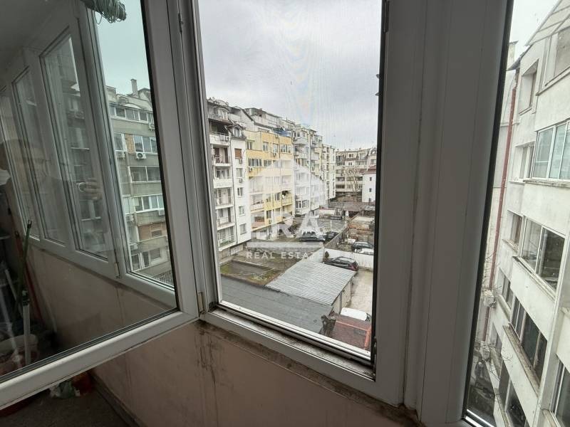 Продава 3-СТАЕН, гр. Бургас, Възраждане, снимка 12 - Апартаменти - 54188958