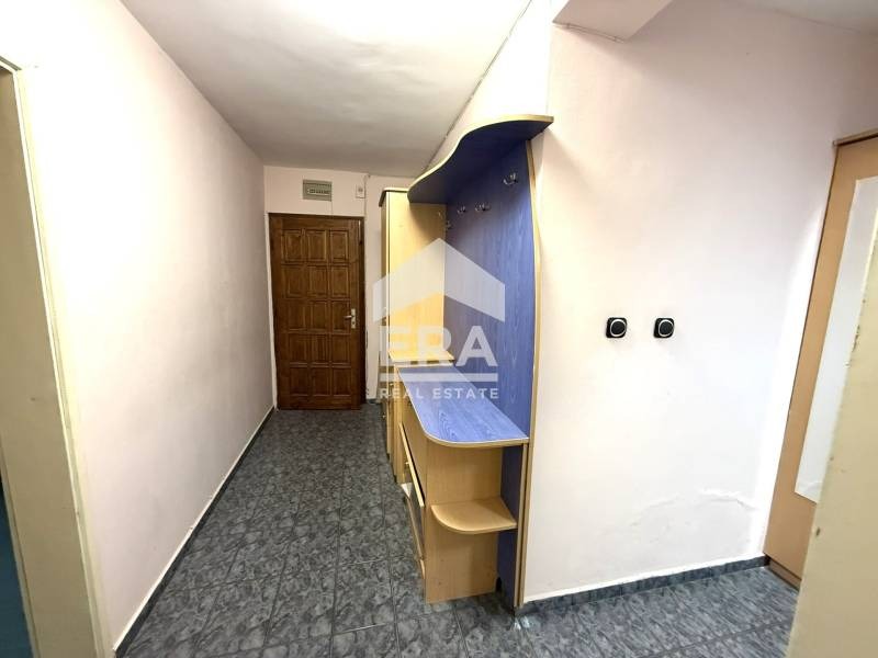 Продава 3-СТАЕН, гр. Бургас, Възраждане, снимка 2 - Апартаменти - 54188958