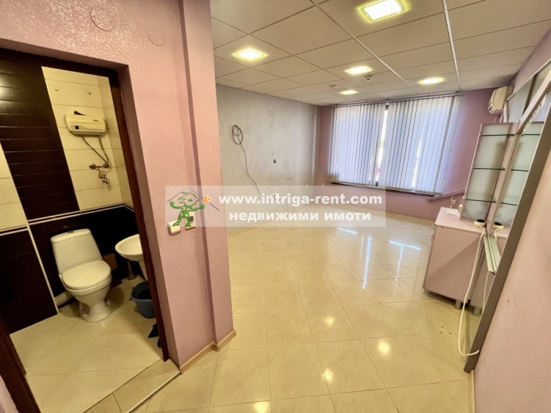 Продава ОФИС, гр. Хасково, Център, снимка 3 - Офиси - 52127079