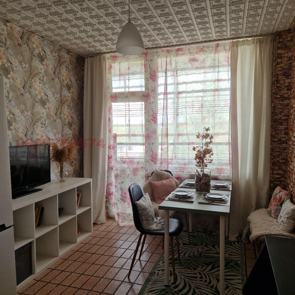Продава 2-СТАЕН, гр. Свищов, област Велико Търново, снимка 6 - Апартаменти - 55330184
