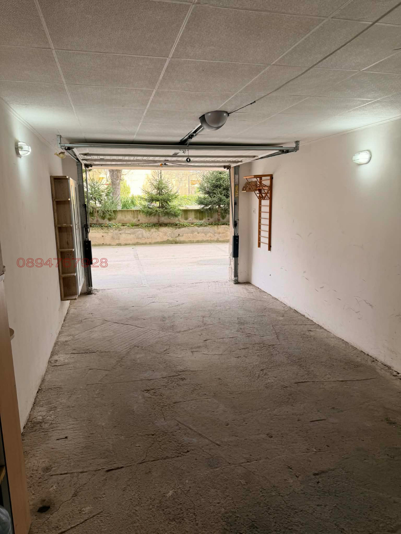 Продава ГАРАЖ, ПАРКОМЯСТО, гр. Пазарджик, Идеален център, снимка 10 - Гаражи и паркоместа - 54130460