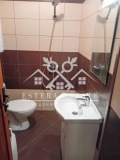 Продава 2-СТАЕН, град Шумен, Тракия • 180000 лв. / 92032.54 € • 23984957 6