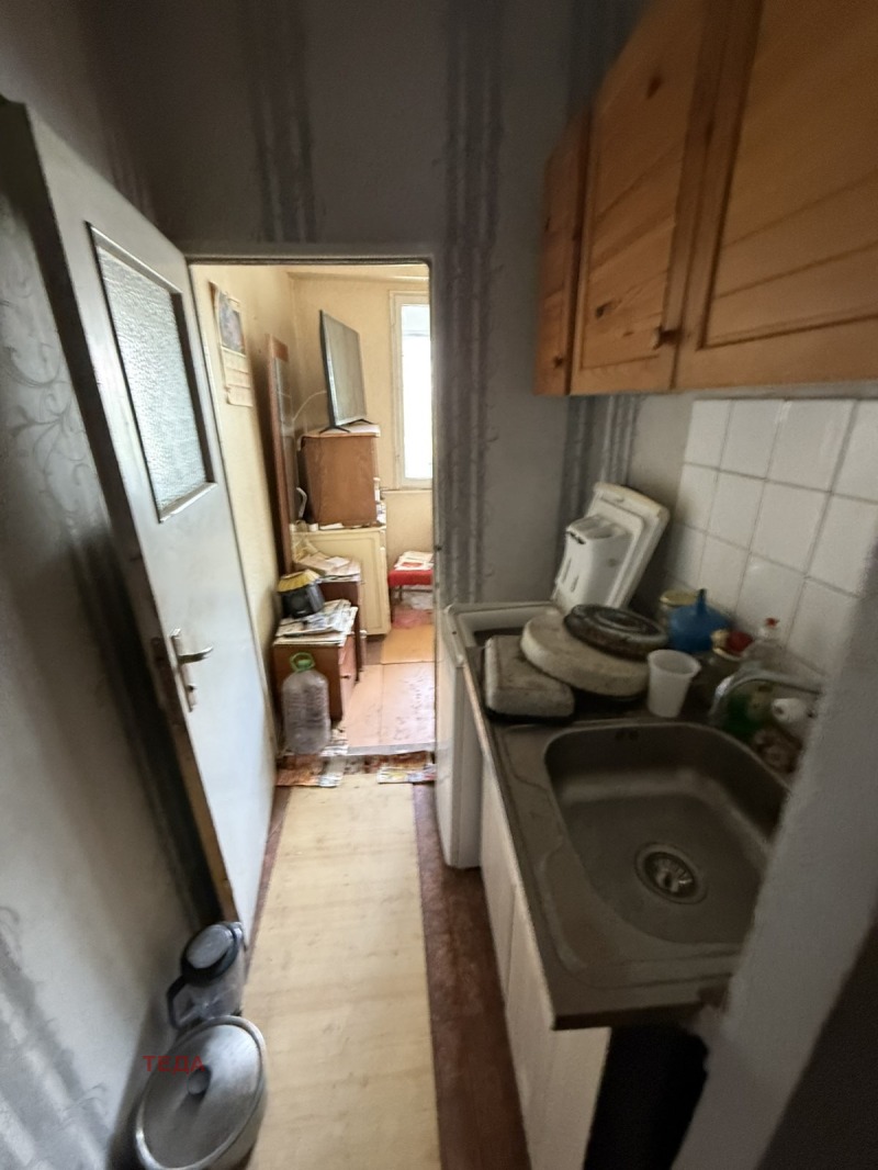 Продава  1-стаен град Враца , Сениче , 40 кв.м | 97755107
