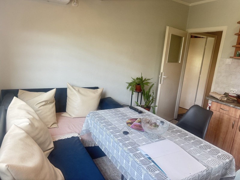Zu verkaufen  1 Schlafzimmer Ruse , Zdrawez Iztok , 75 qm | 64434020 - Bild [2]