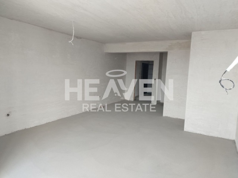 Продава  3-стаен, град Пловдив, Гагарин •  153 750 EUR • ID 68680950 — holmes.bg - [1] 