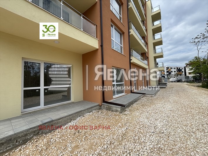 À vendre  Bureau Varna , Mladost 2 , 65 m² | 18168428 - image [2]