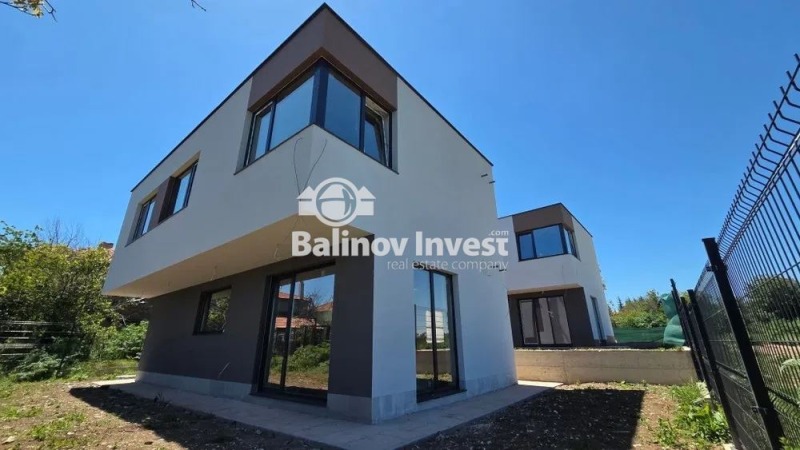 Till salu  Hus Varna , m-t Dobreva tjesjma , 126 kvm | 27668567 - bild [2]