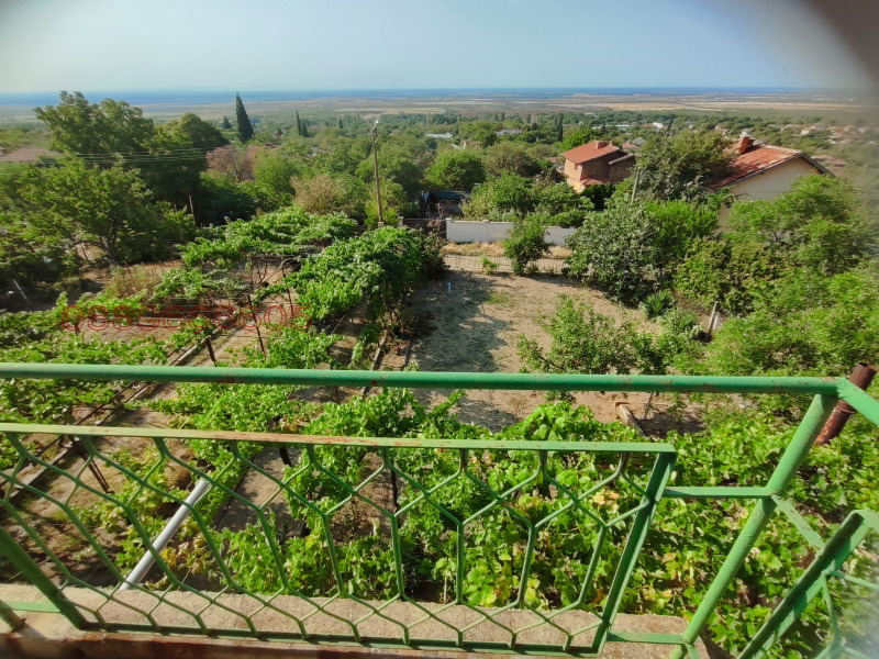 Продава ВИЛА, с. Дълбоки, област Стара Загора, снимка 15 - Вили - 52781694