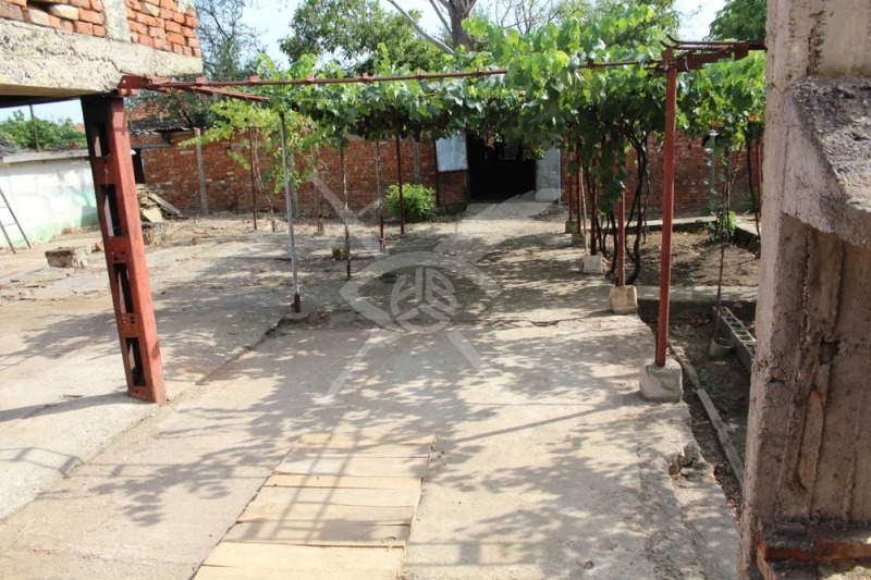 Продава ГАРАЖ, ПАРКОМЯСТО, гр. Сунгурларе, област Бургас, снимка 8 - Гаражи и паркоместа - 52650268