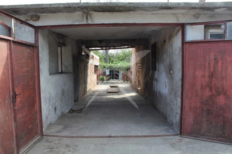 Продава ГАРАЖ, ПАРКОМЯСТО, гр. Сунгурларе, област Бургас, снимка 5 - Гаражи и паркоместа - 52650268