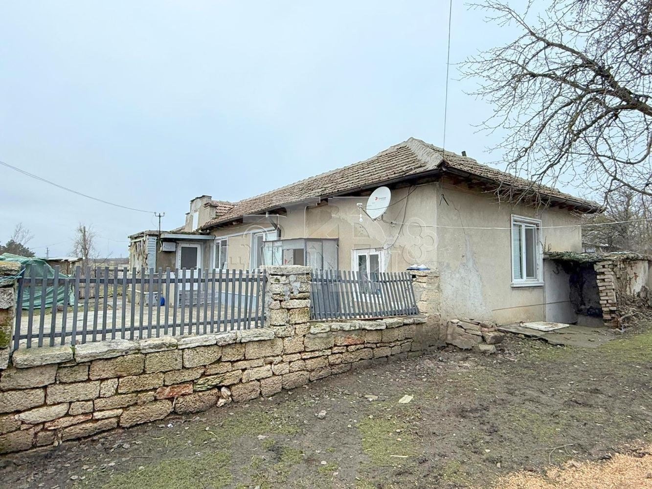 Продава КЪЩА, с. Гурково, област Добрич