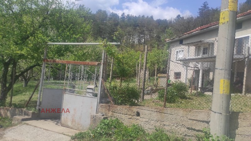 Продава КЪЩА, с. Габровица, област Пазарджик, снимка 15 - Къщи - 45254337