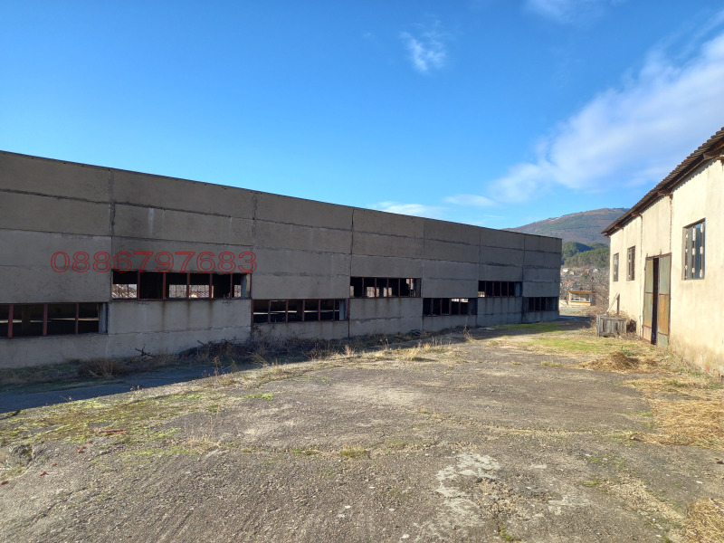 Продава ПРОМ. ПОМЕЩЕНИЕ, гр. Казанлък, област Стара Загора, снимка 8 - Производствени сгради - 52786052