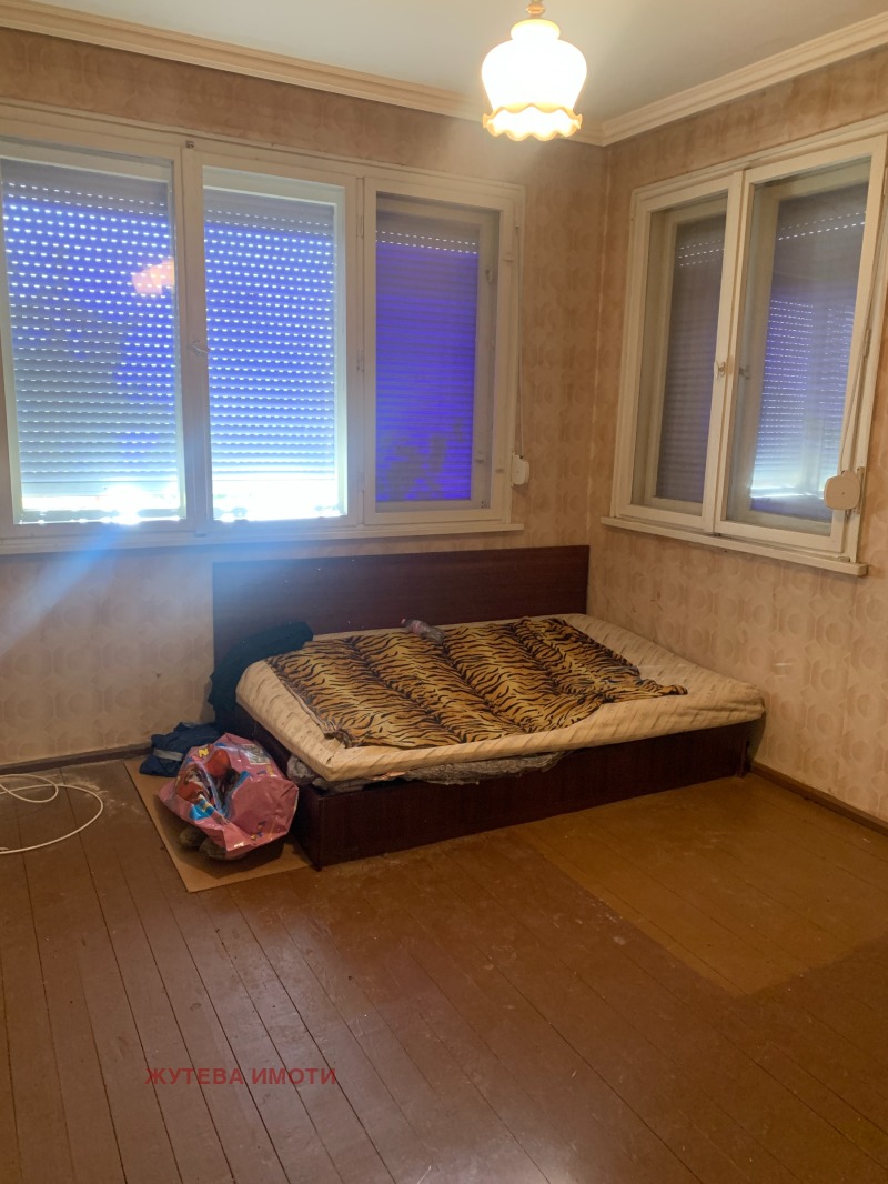 Продава ЕТАЖ ОТ КЪЩА, гр. Сопот, област Пловдив, снимка 7 - Етаж от къща - 52247300