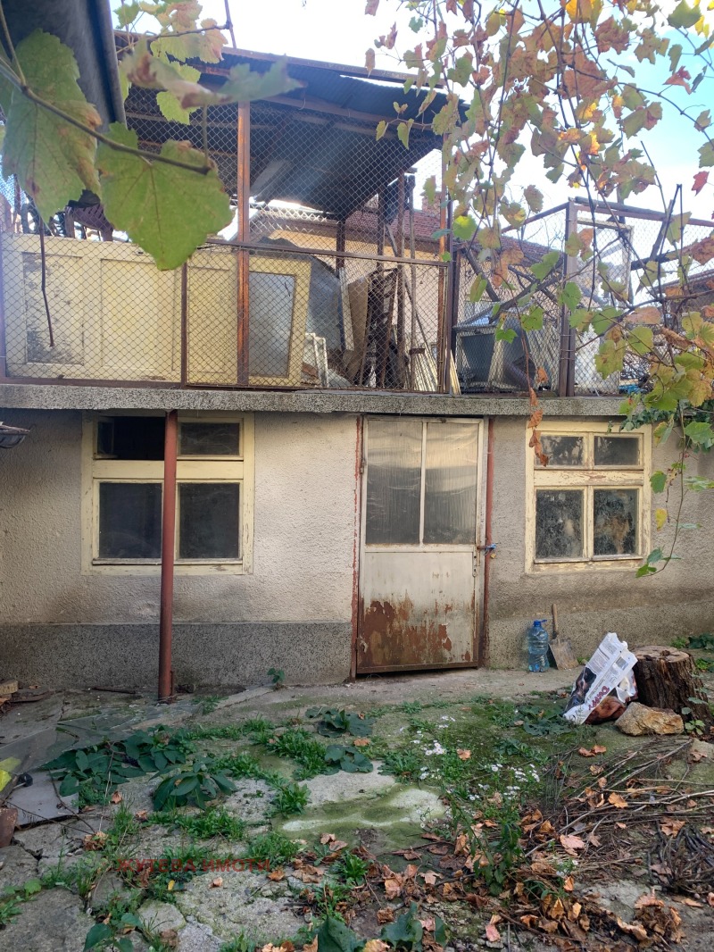 Продава ЕТАЖ ОТ КЪЩА, гр. Сопот, област Пловдив, снимка 15 - Етаж от къща - 52247300