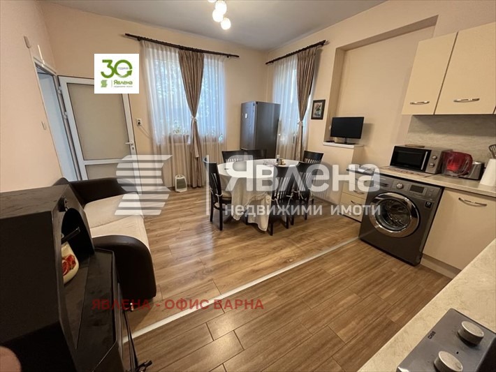 Продава КЪЩА, с. Дъбравино, област Варна, снимка 7 - Къщи - 47414097