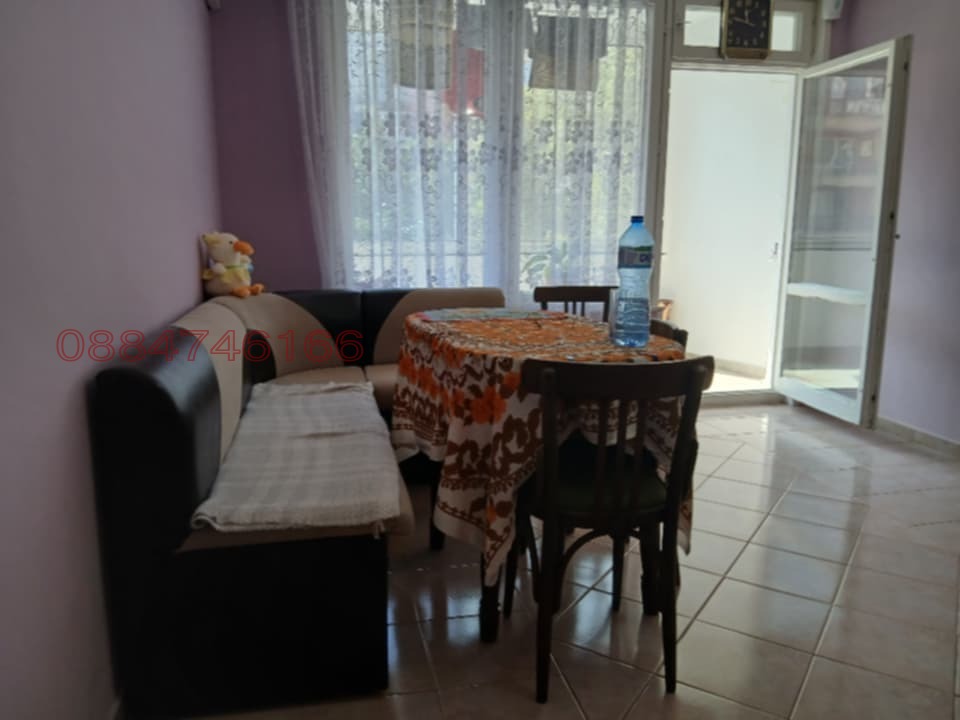 Продава 2-СТАЕН, гр. Бургас, Възраждане, снимка 3 - Апартаменти - 55809484