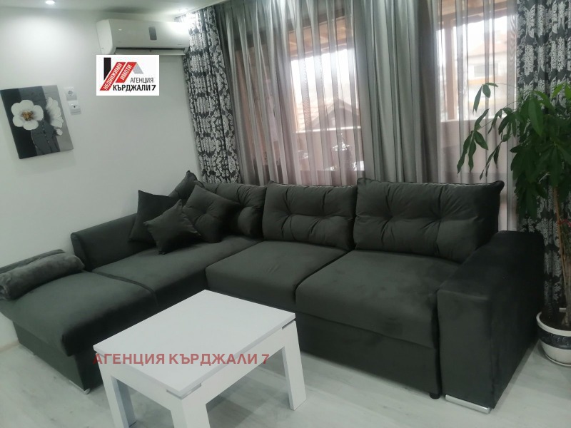 Продава ХОТЕЛ в град Кърджали, Гледка - 600 кв.м / 720 000 € » 1 408 197.60 лв., АГЕНЦИЯ КЪРДЖАЛИ 7