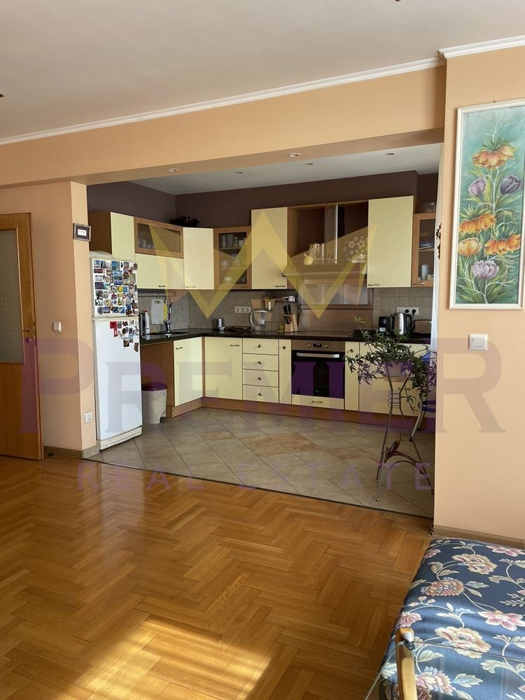 Продава 3-СТАЕН, гр. Варна, Бриз, снимка 6 - Aпартаменти - 47349674