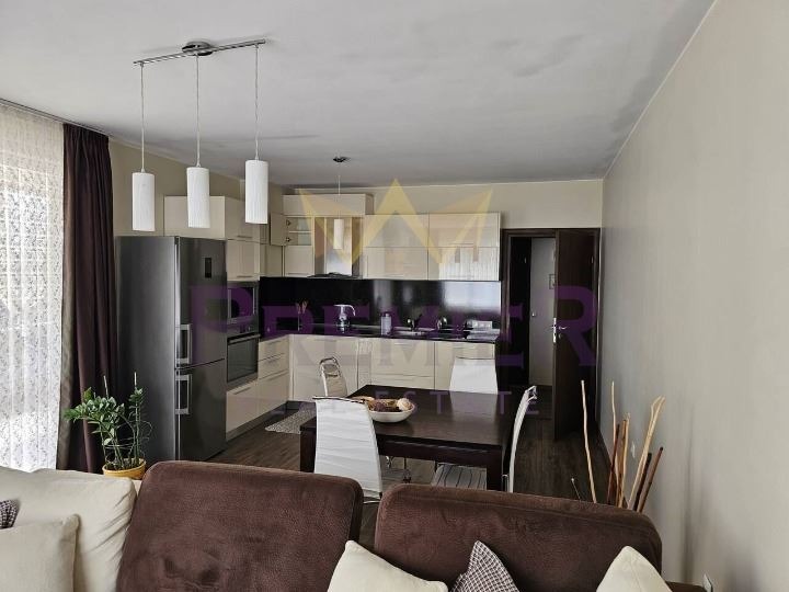 Продава  3-стаен, град Бургас, Сарафово •  242 000 € • ID 44558467 — holmes.bg - [1] 