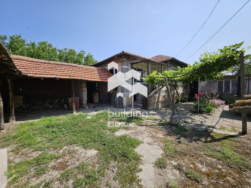 Продава КЪЩА, с. Стряма, област Пловдив, снимка 2 - Къщи - 52705936