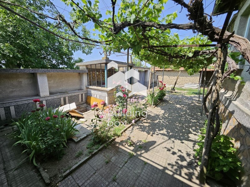 Продава КЪЩА, с. Стряма, област Пловдив, снимка 6 - Къщи - 52705936