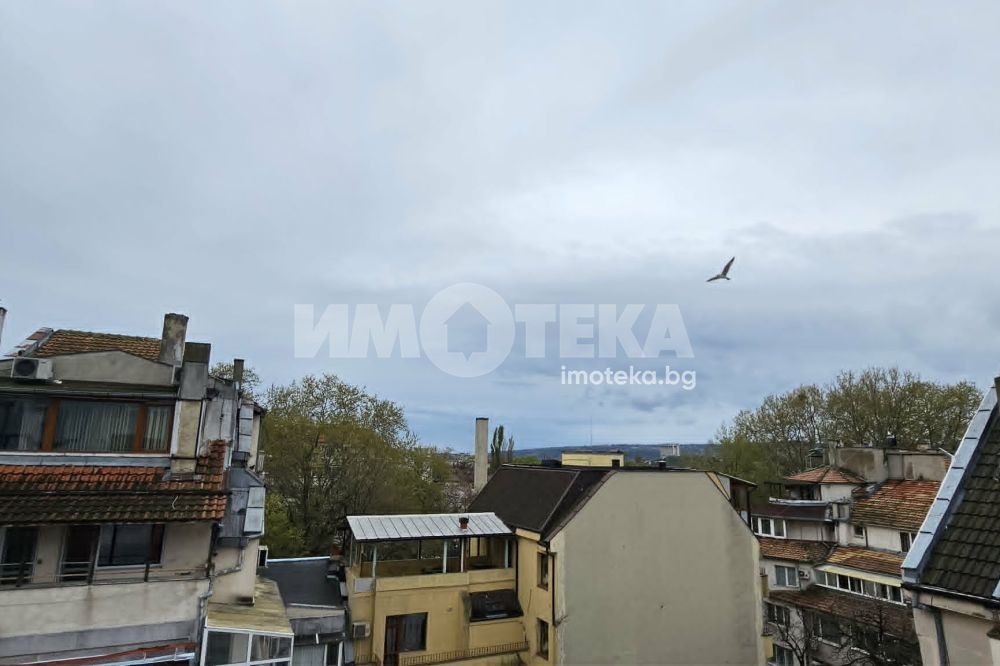 Продава МНОГОСТАЕН, гр. Варна, Окръжна болница-Генерали, снимка 2 - Апартаменти - 54710006