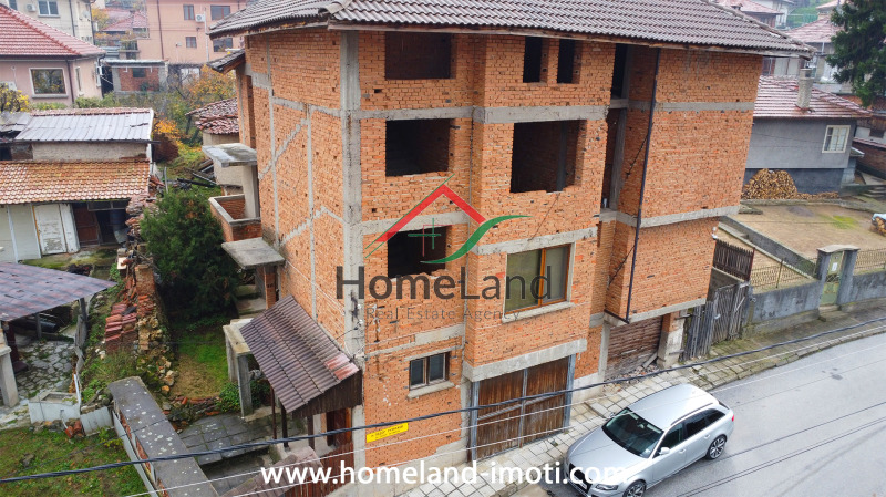 Продава ЕТАЖ ОТ КЪЩА, гр. Панагюрище, област Пазарджик, снимка 3 - Етаж от къща - 52465300