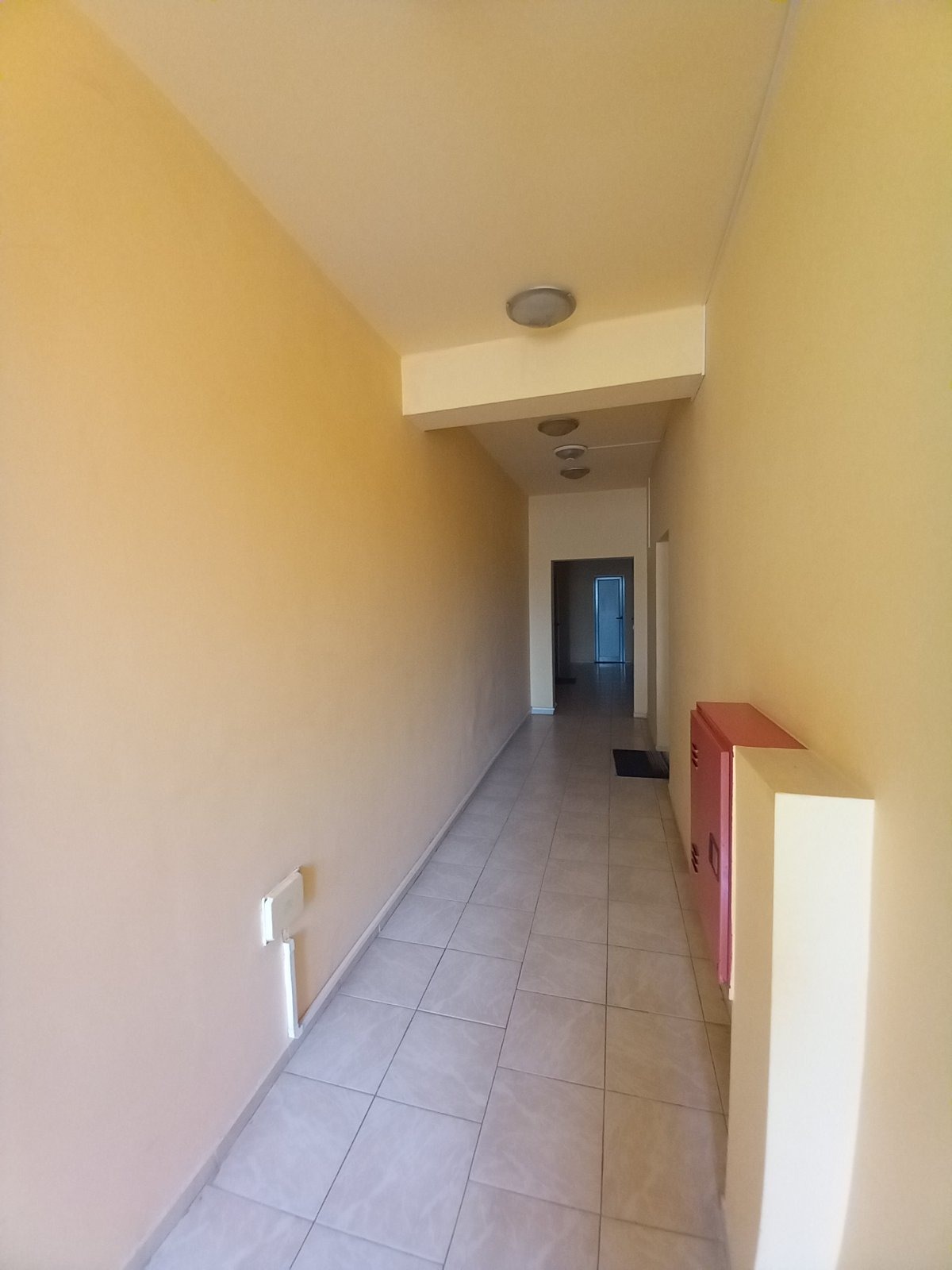 Продава 3-СТАЕН, гр. Сливен, Младост, снимка 2 - Апартаменти - 47035297
