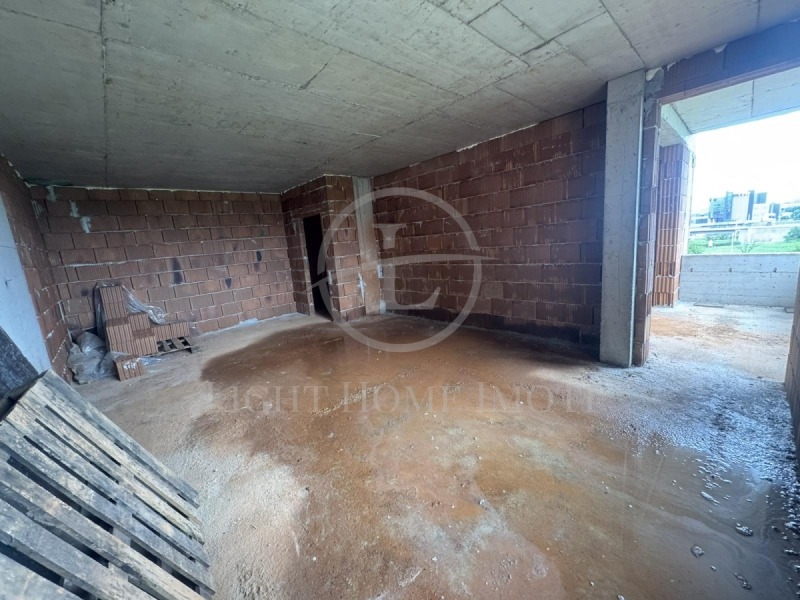 Na sprzedaż  1 sypialnia Plowdiw , Trakija , 80 mkw | 37315670 - obraz [2]
