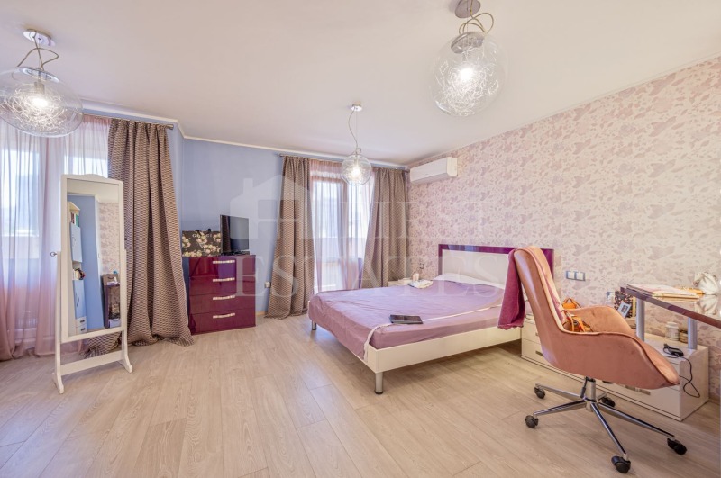 Till salu  3 sovrum Sofia , Zona B-5 , 292 kvm | 57791293 - bild [12]